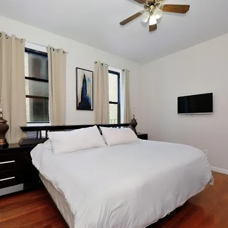 Monthly Nyc - Pleasant 2 Bedroom Apartment