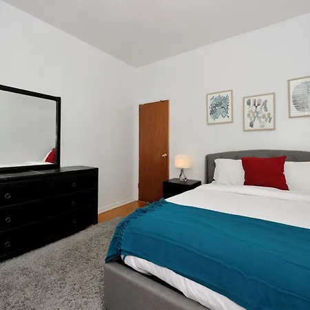 Monthly Nyc Rentals- Beautiful 2 Bedroom Corner Unit