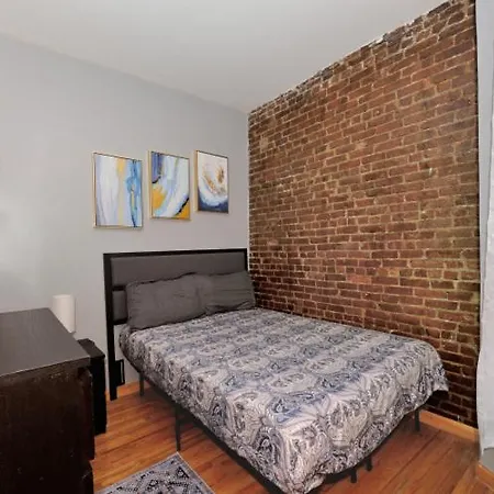 Monthly Nyc Rentals- Appealing 2 Bedroom Unit Apartment New York