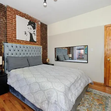 Monthly Nyc Rentals- Appealing 2 Bedroom Unit New York