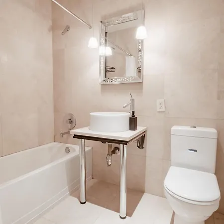 Apartment Outstanding & Cozy 4bdr & 2bth In Downtown Manhattan *