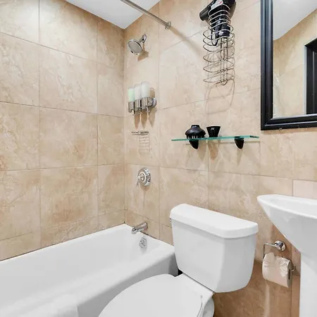 Apartment In The Heart Of Nyc 2 Bdr W Gym *
