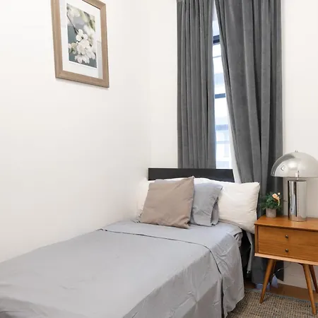 Apartment Monthly Nyc Rentals- Comfy 3 Bedroom *