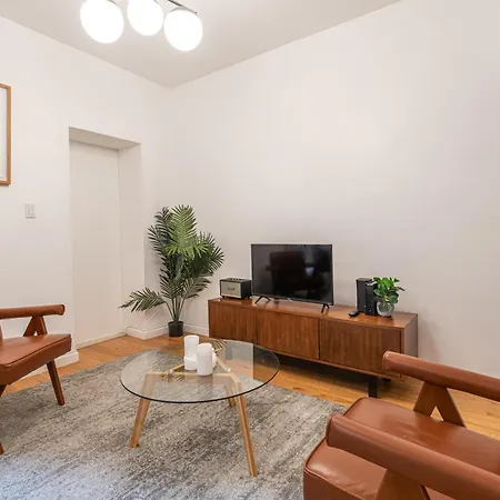 Monthly Nyc Rentals- Comfy 3 Bedroom New York