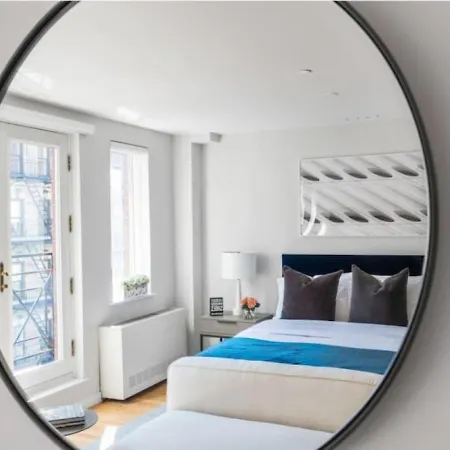 Luxe With Charming Juliet Balcony Hotel New York