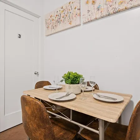 Hotel Spacious Modern Chinatown 3 Bedrooms New York