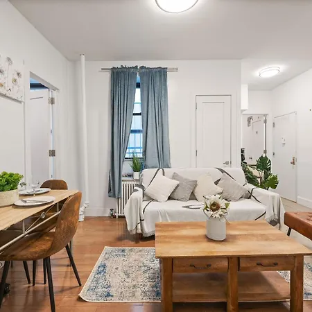 Hotel Spacious Modern Chinatown 3 Bedrooms *