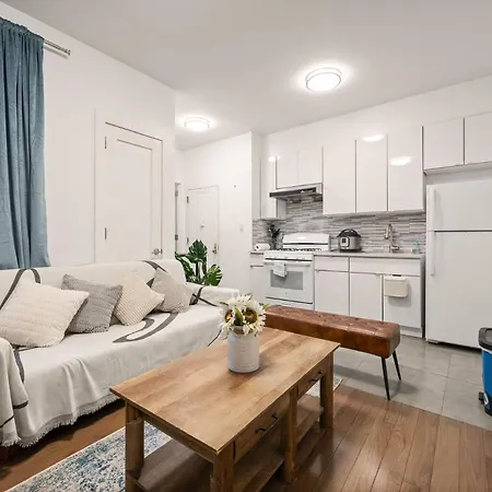 Spacious Modern Chinatown 3 Bedrooms * New York