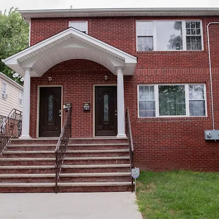 Guest house Tonel Paradise 3Br Hot Tub New York
