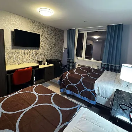 Super 8 By Wyndham Brooklyn Fulton Street Broadway Junction Hotel New York