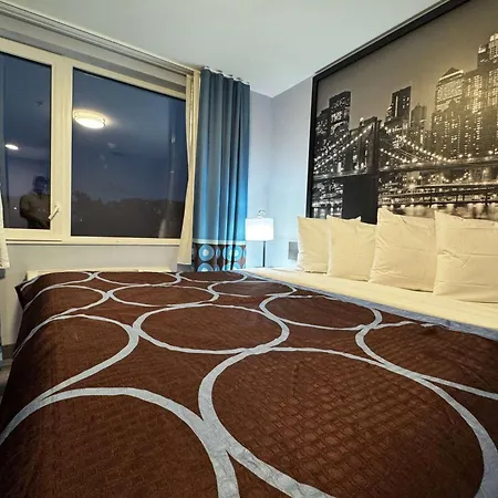 Super 8 By Wyndham Brooklyn Fulton Street Broadway Junction 2* New York