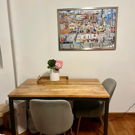 Homestay City Center Cozy Quiet Bedroom With Private Bath New York