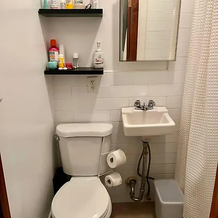 City Center Cozy Quiet Bedroom With Private Bath Homestay New York