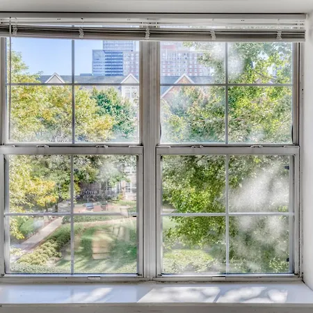 Jersey 2br W Wd Gym Elevator Nr Path Nyc-672 Apartment *