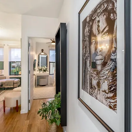 Bright Designer In Historic Harlem, 20 Minutes From Times Square!