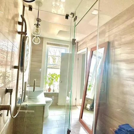 Apartment Relaxing & Cozy Spa. In Brooklyn Mins To Mhtn *