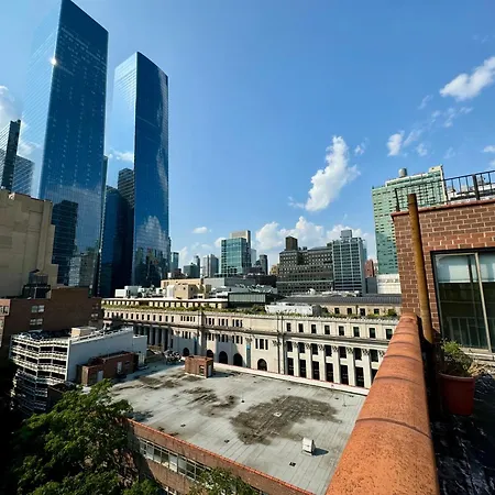 Stylish Duplex Penthouse With Large Outdoor Space *