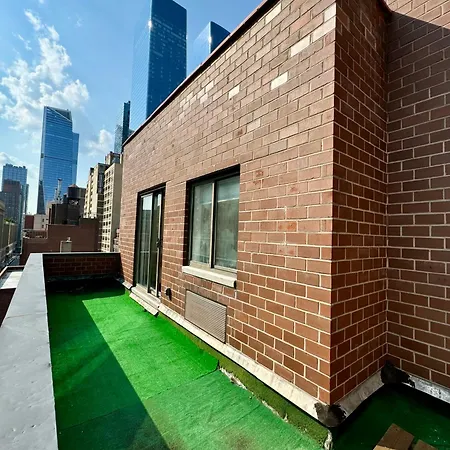 Stylish Duplex Penthouse With Large Outdoor Space Apartment New York