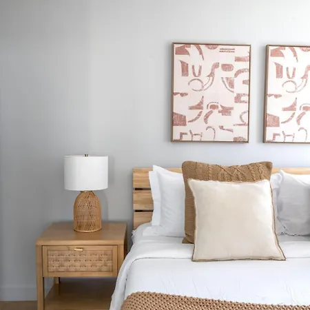 Modern Stylish 2br 2ba In Hudson Yard *