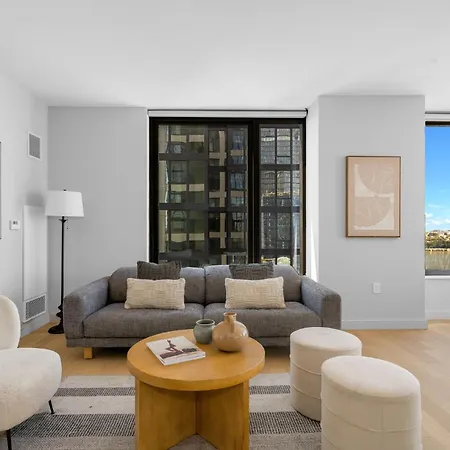 Modern Stylish 2br 2ba In Hudson Yard Apartment New York