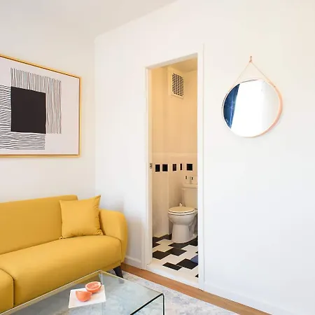 Renovated 1br In East Village Apartment
