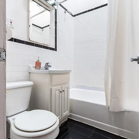 Apartment 3 Bd Upscale Unit In Manhattan Valley