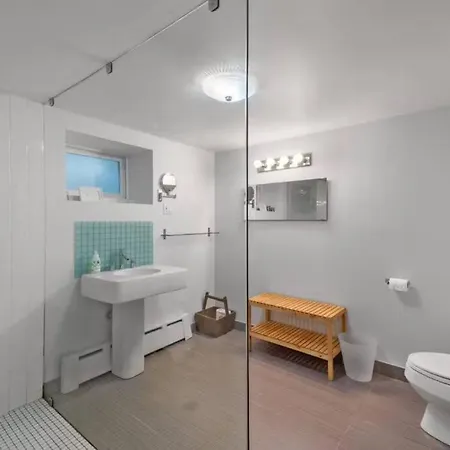 Apartment Private Two Bedroom In Victorian Ditmas Park