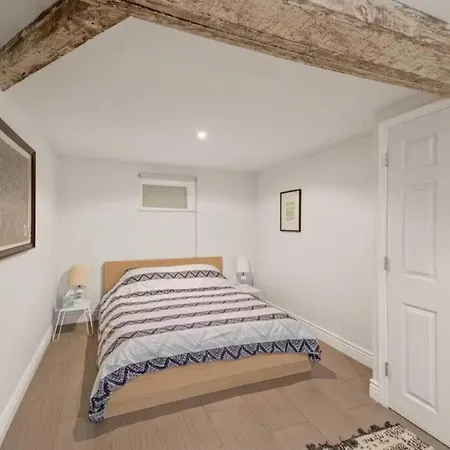 Private Two Bedroom In Victorian Ditmas Park Apartment New York