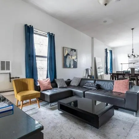 Majestic 3 Bedroom In Nyc! * New York