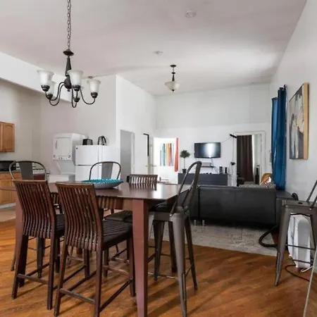Majestic 3 Bedroom In Nyc! New York