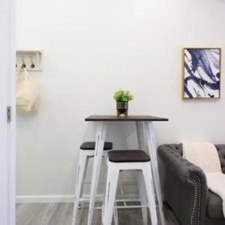 Apartment Magnificent 3 Bedroom New York