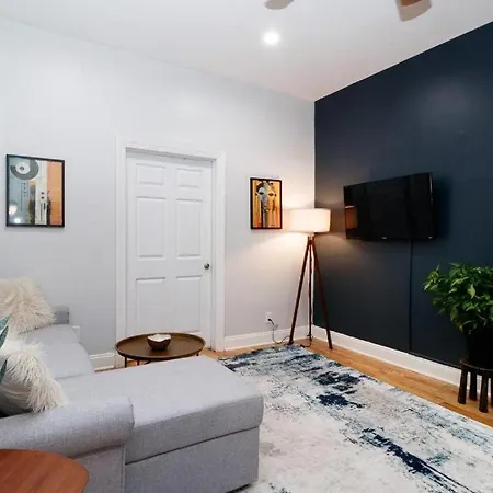 Two Br Beautiful Apt In Prime Location