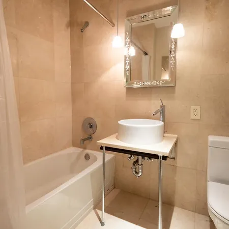 Gorgeous & Stylish 4bdr & 2bth In Downtown Manhattan *