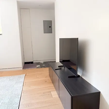 New Cozy Modern Minimalist In Brooklyn At Rem-casa Apartment *