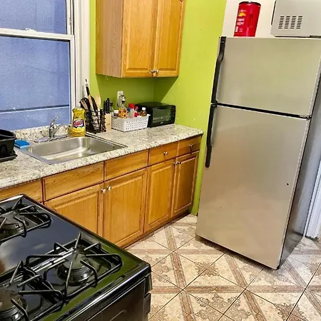 Lic, Next To Manhattan, 3 Bedroom Cozy Homestay New York