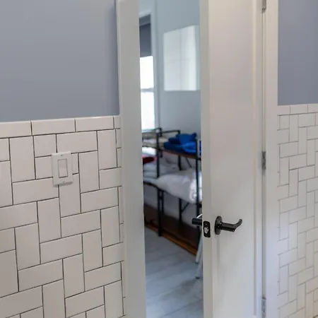 Manhattan Bridge-brooklyn-un Private Bath Apartment New York