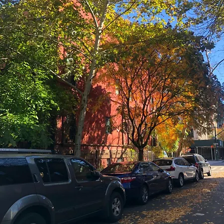 Harlem Grand Bed & Breakfast