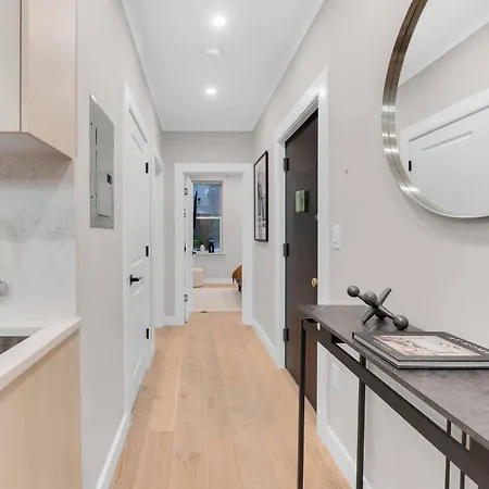 Modern 3bd Rose Hills Manhattan Terrace Space