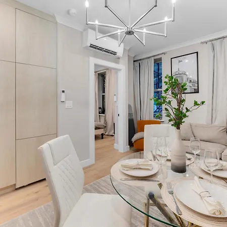 Modern 3bd Rose Hills Manhattan Terrace Space New York