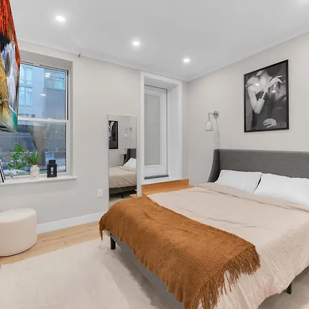 Modern 3bd Rose Hills Manhattan Terrace Space New York