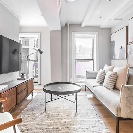 Charming 2-bed 1-bath In Turtle Bay New York