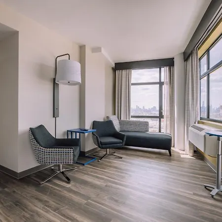 Express Long Island E - By Ihg 3* New York