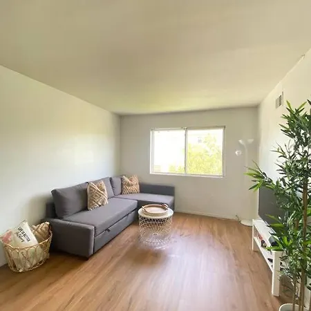 Private Br,ba,kit, Lr 9 Mins To Homestay New York