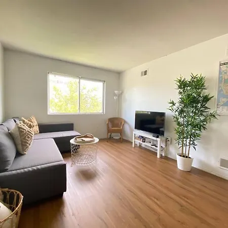 Private Br,ba,kit, Lr 9 Mins To Homestay *
