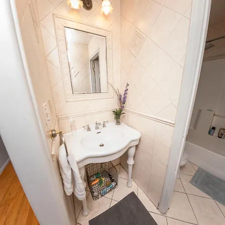 Friendly In Williamsburg Brooklyn Homestay *