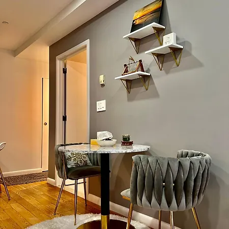 Cozy In Apartment New York