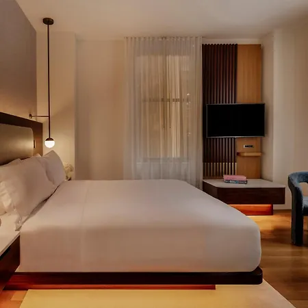Bryant Park Hotel 4*