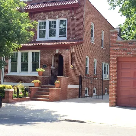 Brooklyn Gem 3 Blocks To Prospect Park - 3 King Beds 1 Queen, Free Parking, New York