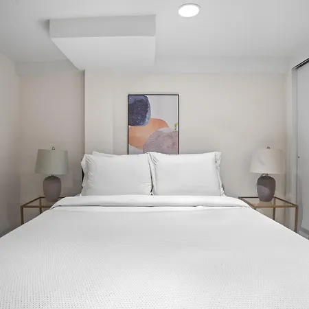 Lovely 2br 1bath West Village Hideaway Minutes From Chelsea Market & The High Line New York