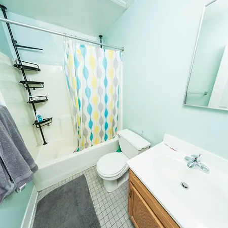 Homestay Ground Floor Williamsburg Private Bedroom Near Subway *